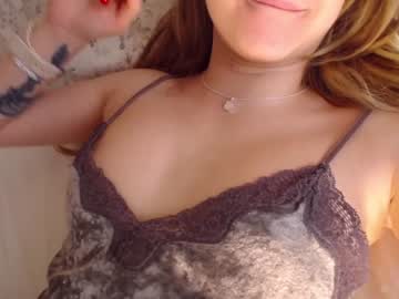 webcam girl lillpio live cam image #3496590