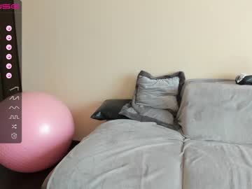 webcam girl emilymilf__ live cam image #4503245