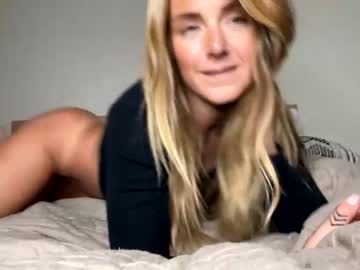 webcam girl theselina_kyle live cam image #40680