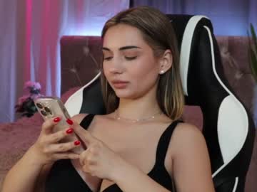 webcam girl linda_warners live cam image #6800135