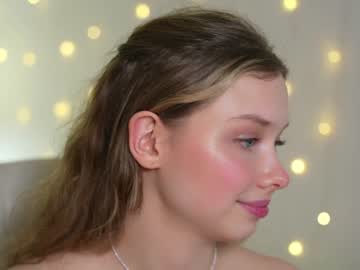 webcam girl april_blush live cam image #6828030