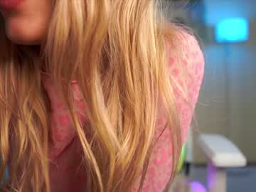 webcam girl emma_land live cam image #3250585