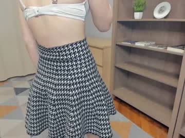 webcam girl summer_bird live cam image #4491816