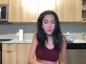 webcam girl anastasiapetitegirll live cam image #4228640