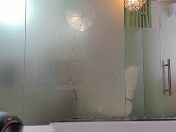 webcam girl anyarayne live cam image #3975372