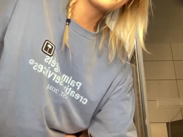 webcam girl angel_from_sky live cam image #2384748