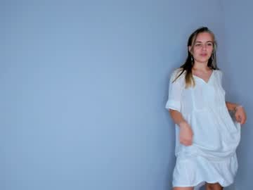 webcam girl lindamildreda live cam image #5113950