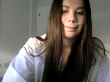 webcam girl amelia_meow live cam image #1894456