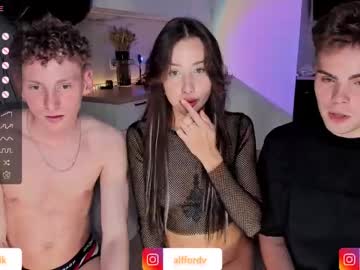 webcam couple linkinsweeet live cam image #5486970