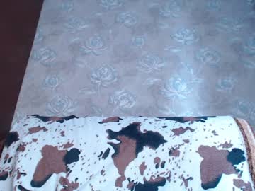 webcam girl incrediblyomelia live cam image #2699004