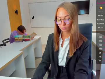 webcam girl game__of__porn live cam image #322939
