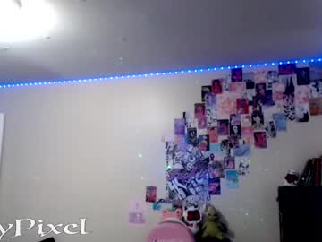 webcam girl lilypixel live cam image #4043213