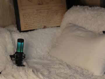 webcam girl owlluree live cam image #5717295