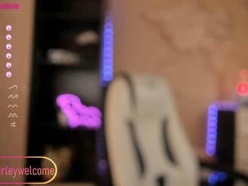 webcam girl shirleywatson live cam image #4152193