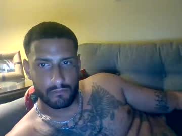 webcam man mr_makeitrain live cam image #7069367