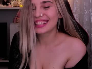 webcam girl sweetmila1 live cam image #3246309