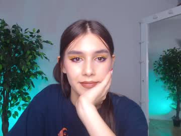 Cam for li1lee_cherry