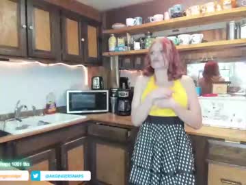 webcam couple akgingersnaps live cam image #2951573