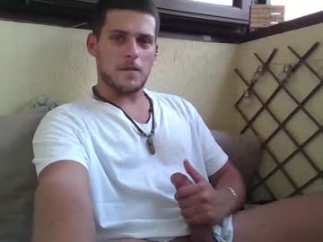 webcam man roberto_twink1 live cam image #5088709