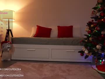 webcam girl ezra live cam image #5839449