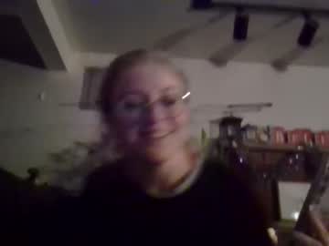 webcam girl blondievix live cam image #6130299