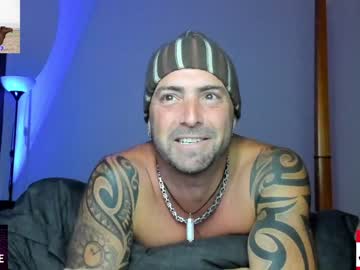 webcam man whaaaaaaaat live cam image #2561431