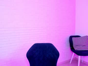 webcam girl 8a8y_nura live cam image #1548521