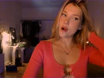 webcam girl bitter_moon live cam image #3398789