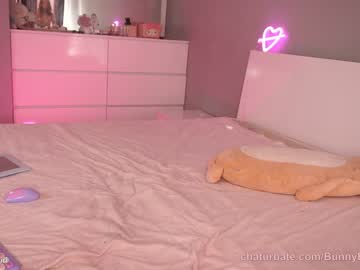 webcam girl bunnybonn1e live cam image #2671308