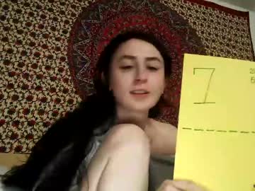 webcam girl zoepleasing live cam image #7089209