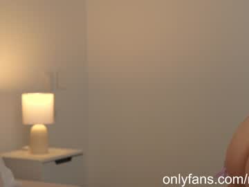 webcam girl naughtysammx live cam image #6680023