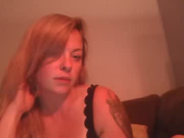 webcam girl islandlove333 live cam image #7029355