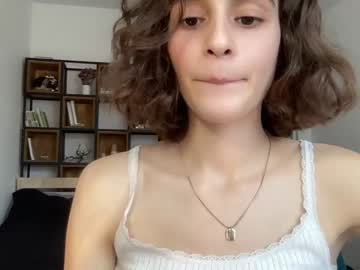 webcam girl wonderland_stia live cam image #5714138