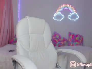 webcam girl nancydiamonds live cam image #3023689