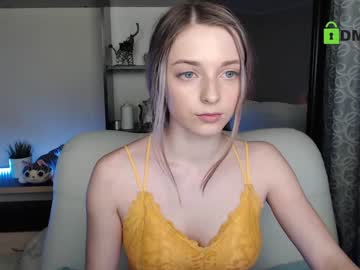 webcam girl adrykilly live cam image #424060