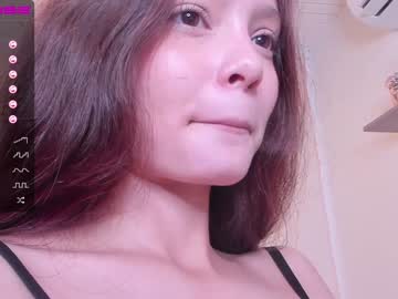 webcam girl urlittlegirl_ live cam image #1477409