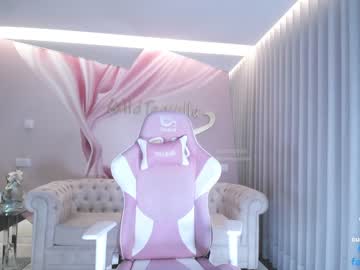 webcam girl wildtequilla live cam image #6335247