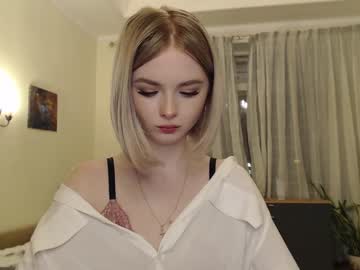 webcam girl yvaine777 live cam image #876772