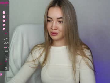 webcam girl yourvirusqueen_ live cam image #2258059