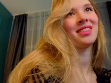 webcam girl milablush live cam image #6505163