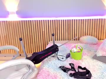 webcam girl little_effy18 live cam image #6732114