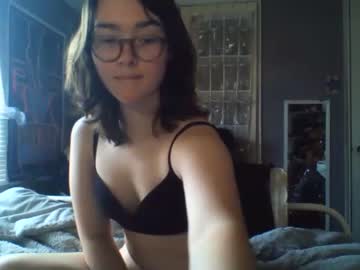 webcam girl soursou live cam image #6785362