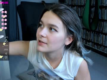 webcam girl icefroq live cam image #2867028