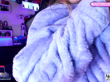 webcam girl yesikasaenz live cam image #3478631