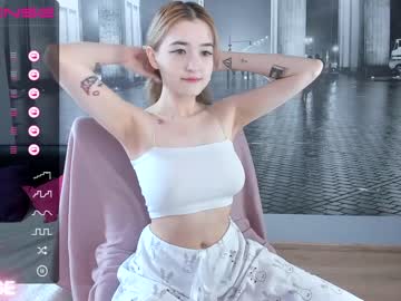 webcam girl eve_woods live cam image #2368289