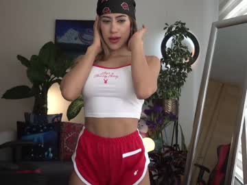 webcam girl beyllove_d live cam image #2068945