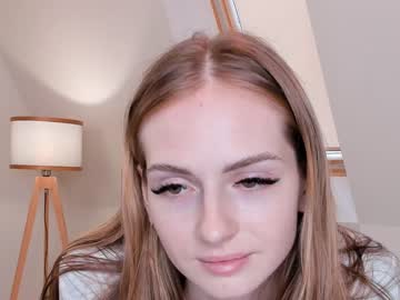 webcam girl milaniapayne live cam image #6036786