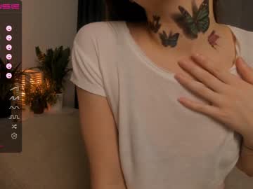 webcam girl melissaluck live cam image #3001470