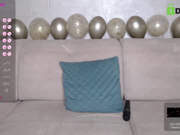 webcam girl fallen_angel_18 live cam image #6046962
