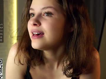 webcam girl a_whole_eternity live cam image #6872569